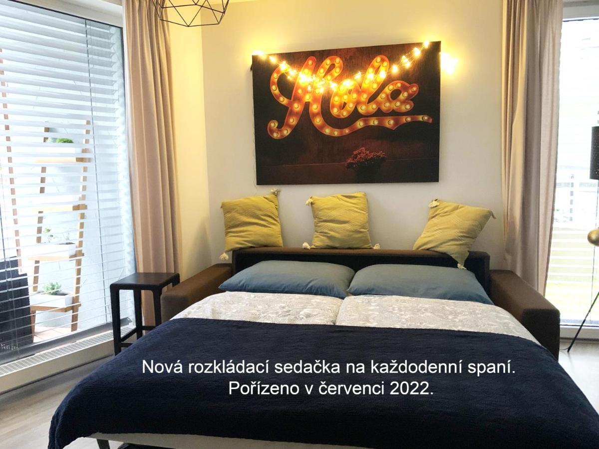 Jezerni Apartman S Terasou A Saunou V Lakepark Residence Доксы Экстерьер фото