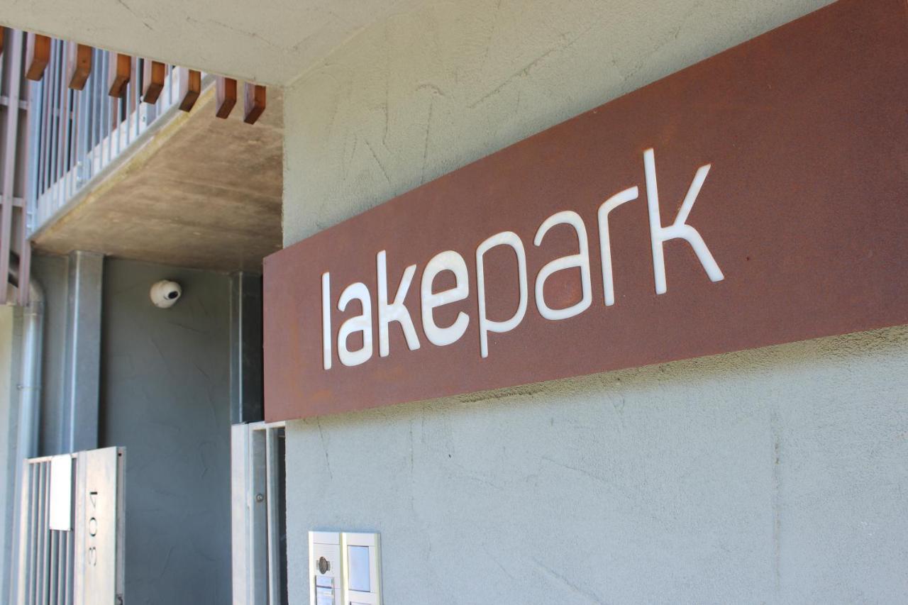 Jezerni Apartman S Terasou A Saunou V Lakepark Residence Доксы Экстерьер фото